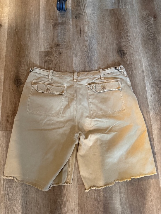 American Eagle Shorts khaki raw hem shorts size 38 - Picture 2 of 11